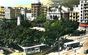 PA c- 049- Place d'Armes- trams et autobus